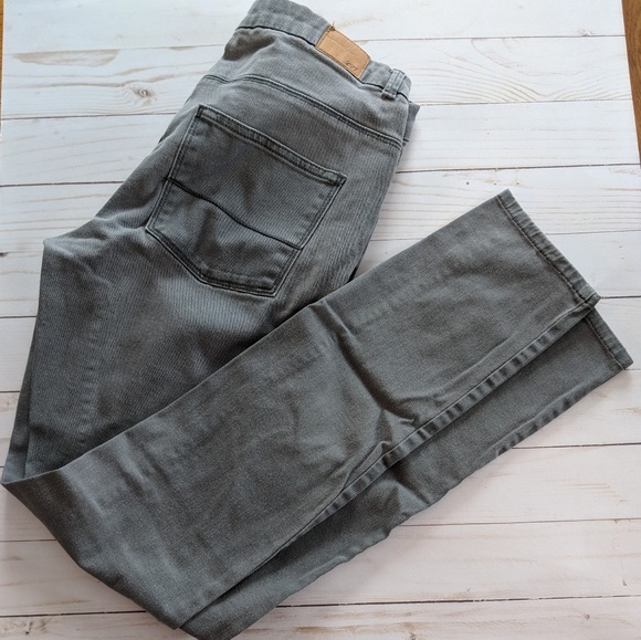Forever 21 Denim - Forever 21 Gray Skinny Jeans Size 26